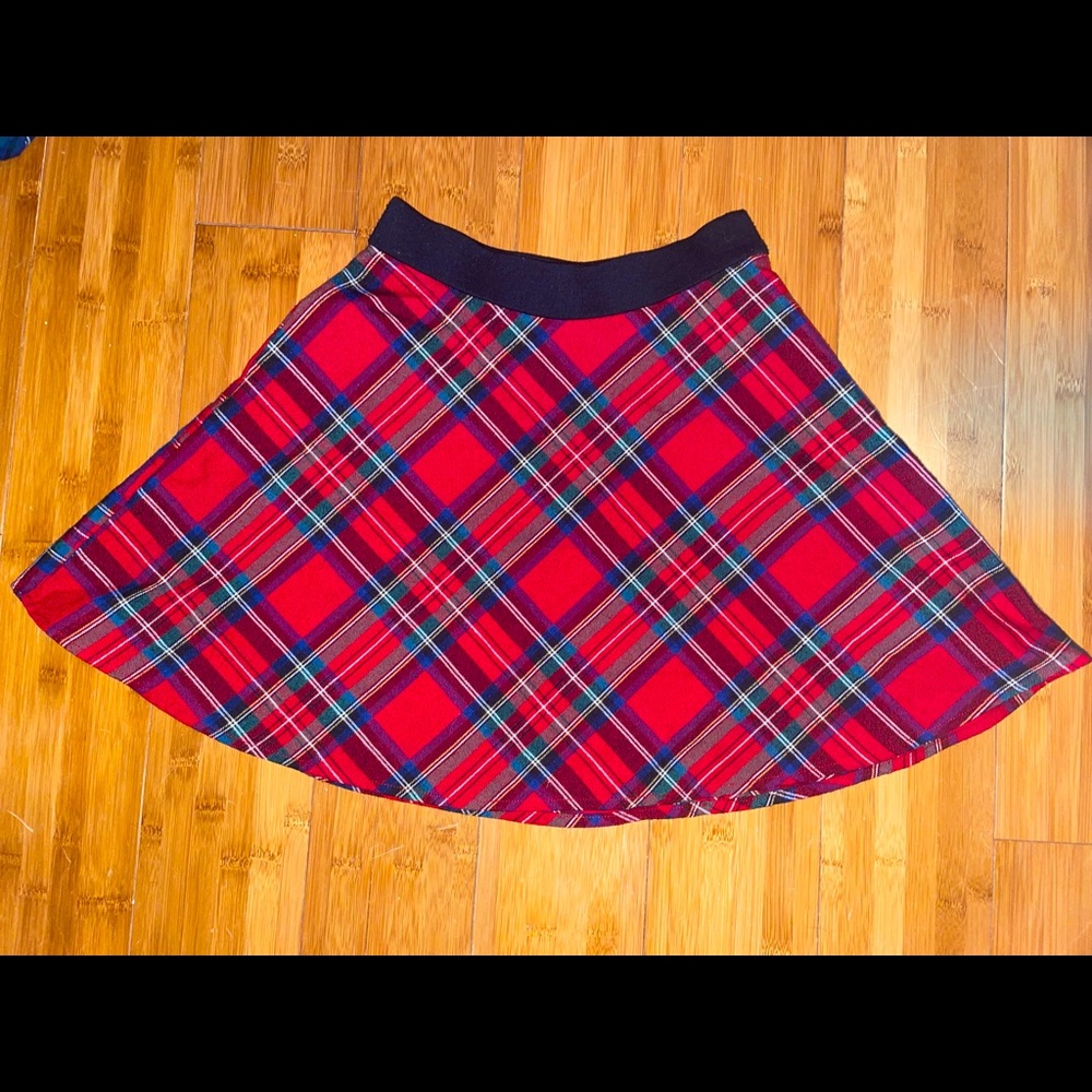 Cute n Fun Red Plaid Skirt Forever 21